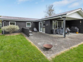 Holiday Home Ilma - 200m from the sea by Interhome, Hals